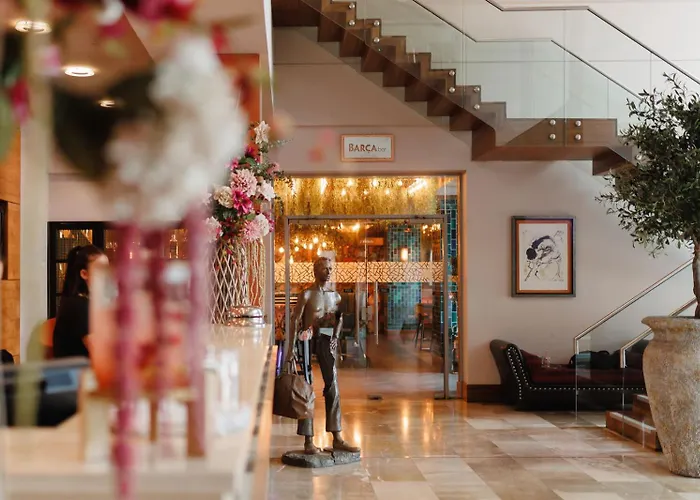 Casa Hotel